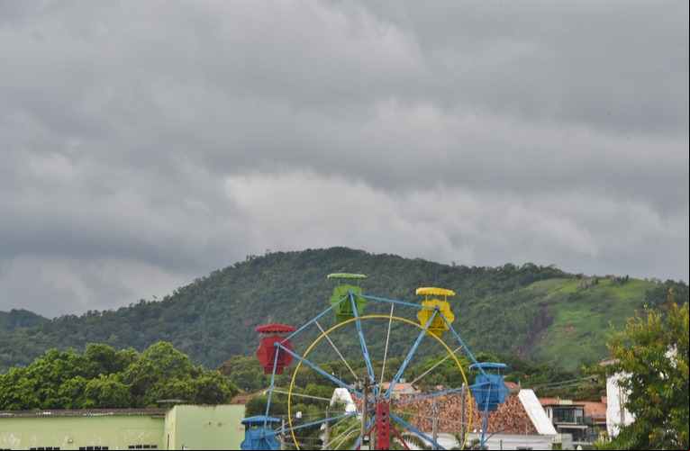 🌧️ Maricá tem previsão de chuva moderada a forte nesta segunda-feira (14/04)